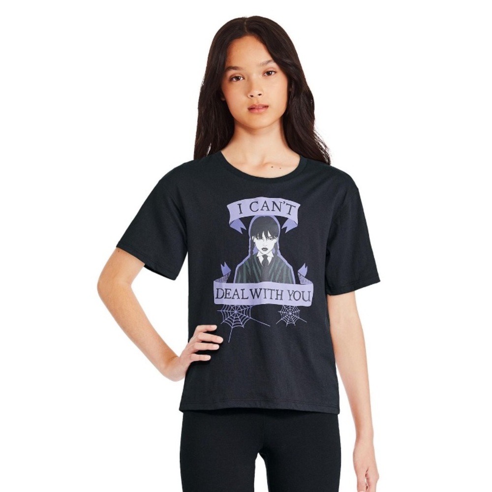 NWT Wednesday Girls' Short Sleeve Tee Size XS  4/5